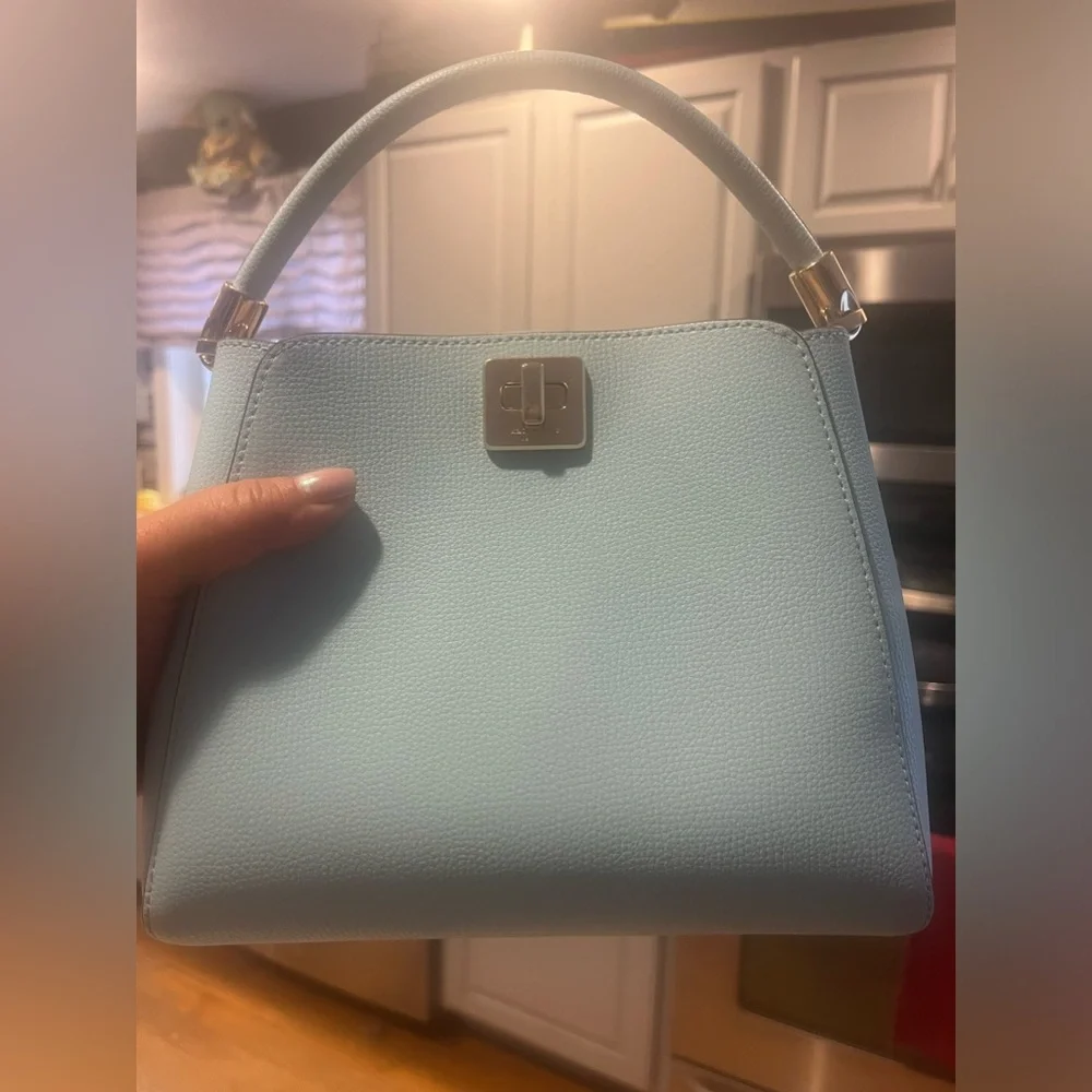 Kate Spade awesome purse - Picture 3 of 11